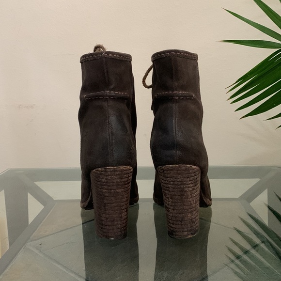 FRYE Parker Moc Short Suede Lace Up Boots - Picture 3 of 15